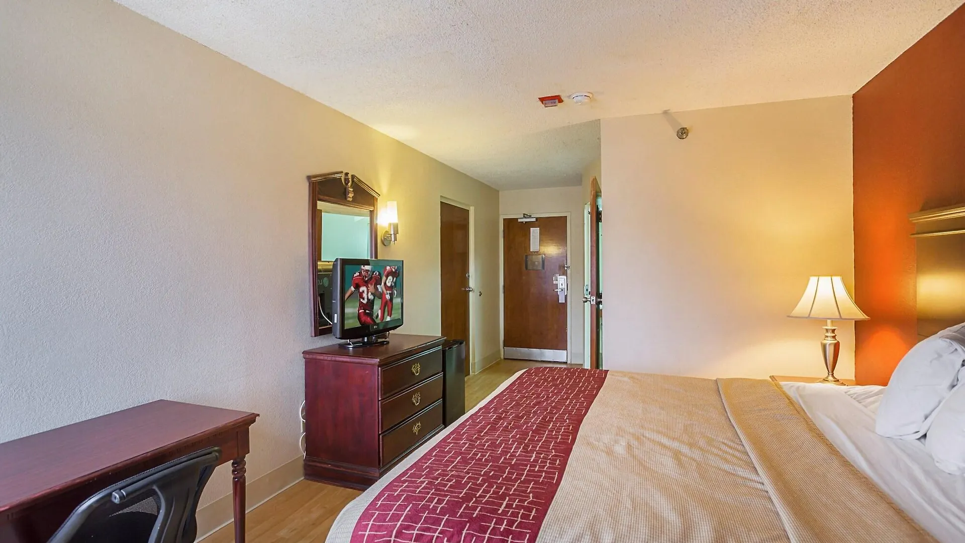 Red Roof Inn Nashville - Music City 2*,