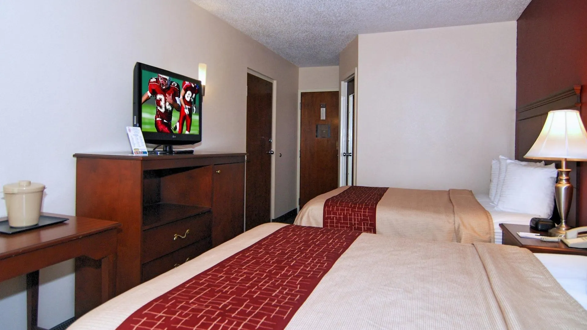 Red Roof Inn Nashville - Music City